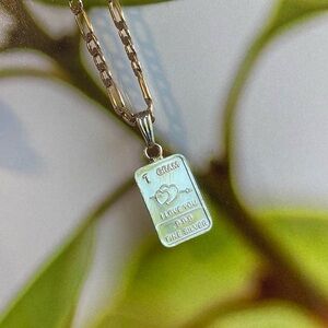 Silver Pendant Necklace